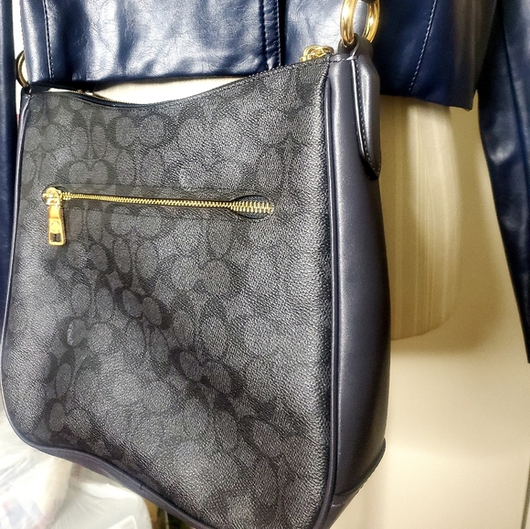 Coach Coated signature Chaise x-body - Picture 7 of 8